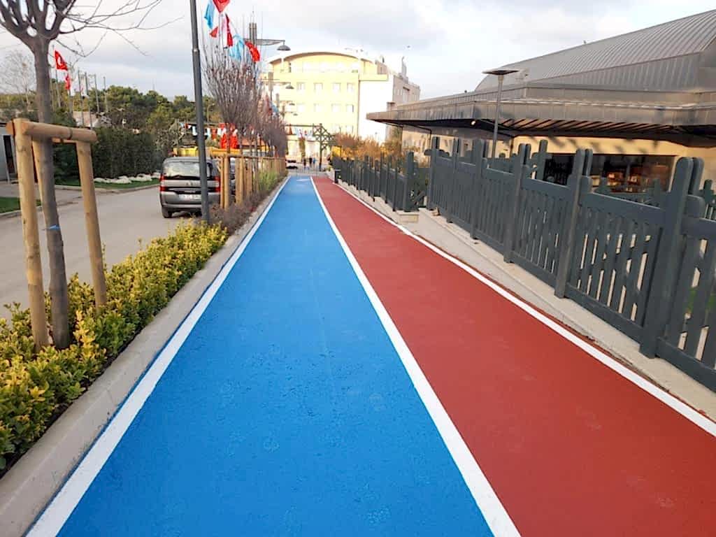 EPDM-Kauçuk Zemin Kaplamaları ve Akrilik Boya